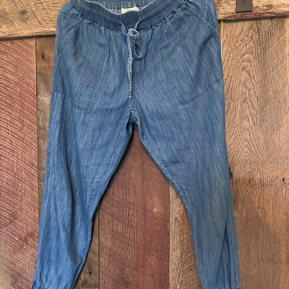 Lightweight denim joggers